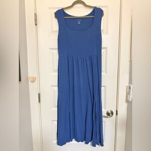 A New Day Blue Sleeveless Jersey Dress with pockets!